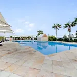 Oaks The Entrance Waterfront Suites 
