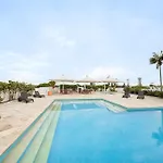 Oaks The Entrance Waterfront Suites 