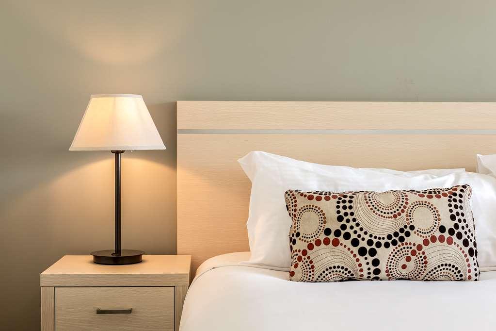 Oaks The Waterfront Aparthotel 4*