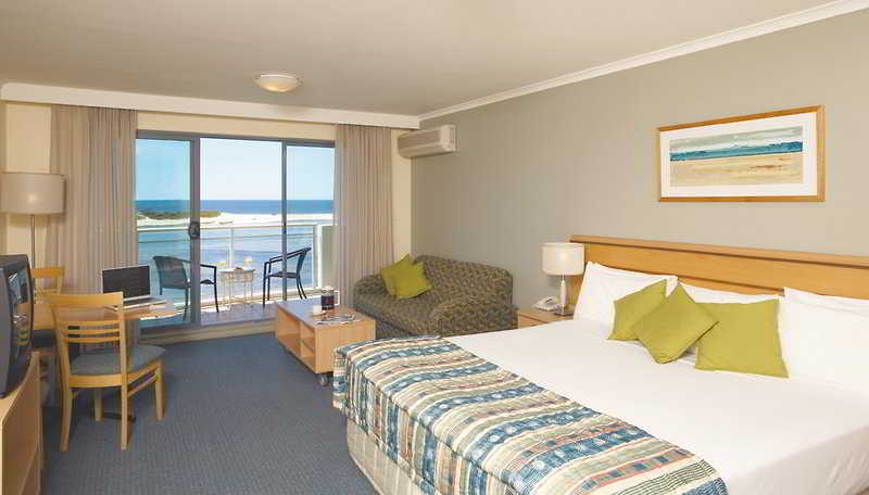 Oaks The Waterfront 4*